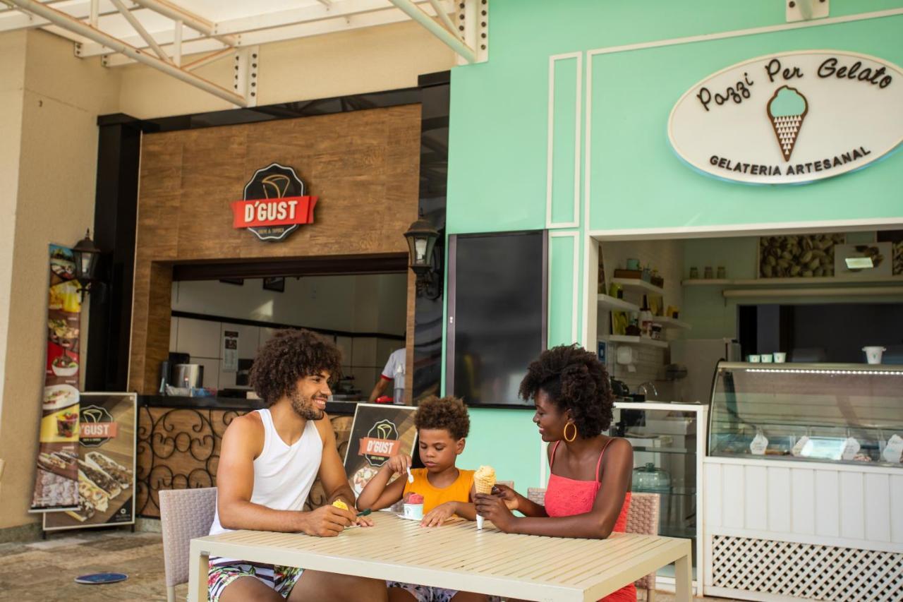 Wyndham Olimpia Royal Hotels Buitenkant foto Gelateria in Cabo Verde